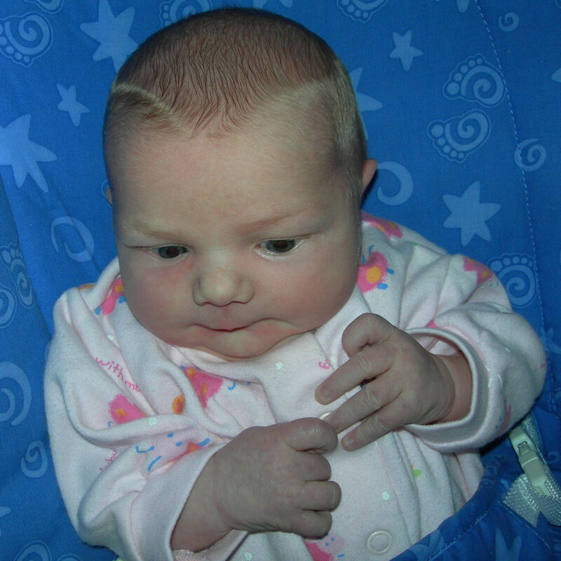 Abigail, 2 weeks old  11 December 2008
